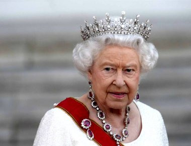 Δέκα πράγματα που θα συμβούν όταν «φύγει» από τη ζωή η Βασίλισσα Ελισάβετ (βίντεο)